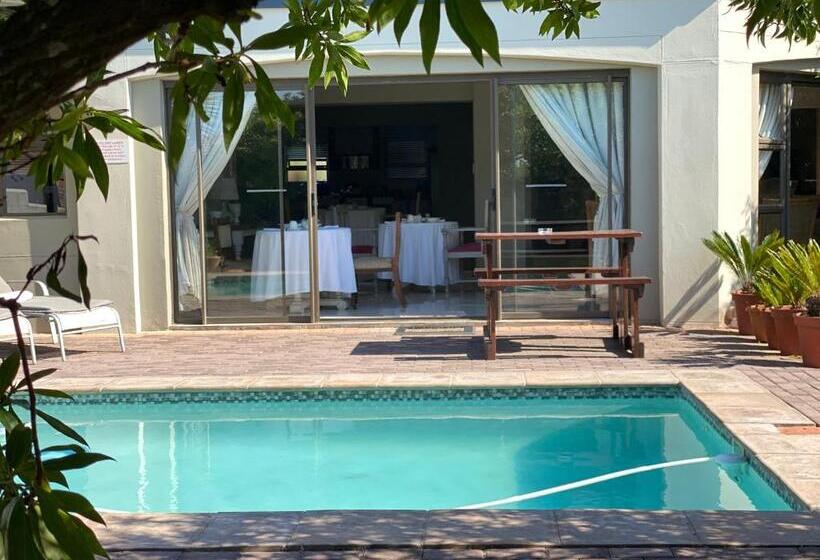 住宿加早餐 Alabaster Box Guesthouse