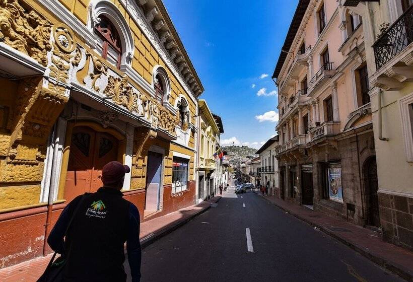 旅馆 Friends Hotel & Rooftop   Historic Center & Museums