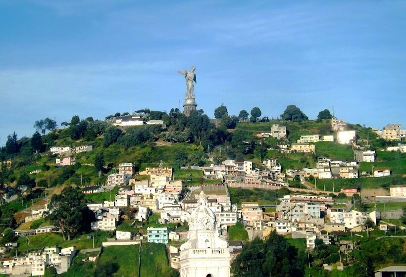 הוסטל Friends Hotel & Rooftop   Historic Center & Museums