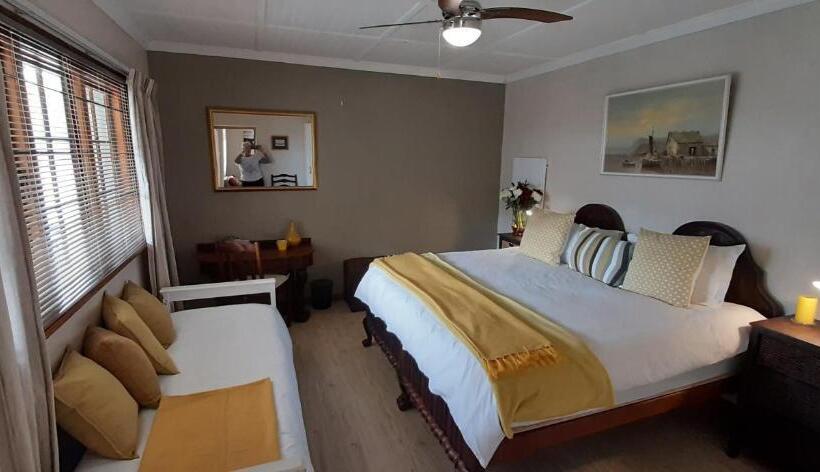 Apartment 7 On Oakleigh