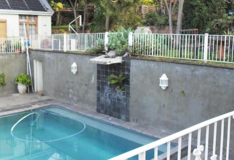 Apartment 7 On Oakleigh