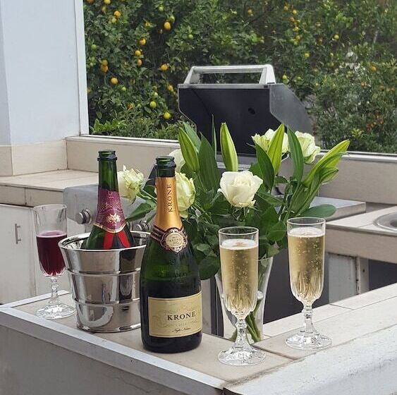 Apartment 7 On Oakleigh