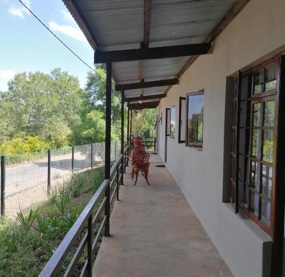 تختخواب و صبحانه Aanhuizen