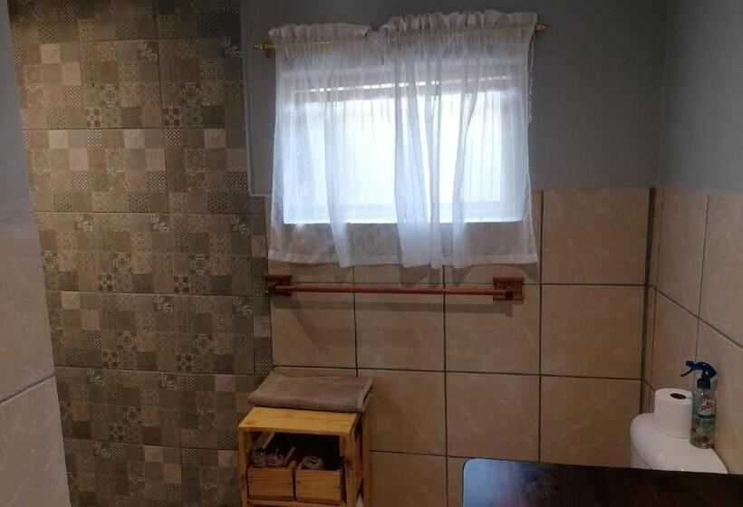 تختخواب و صبحانه Aanhuizen