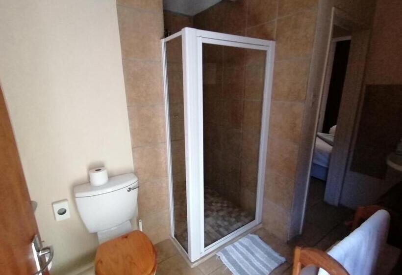 تختخواب و صبحانه Aanhuizen