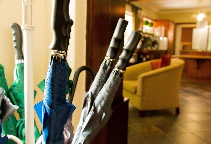 ベッドアンドブレックファースト At Heritage House