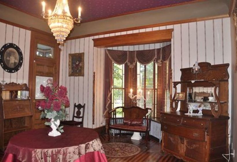 ベッドアンドブレックファースト Charles Nelson Schmick House