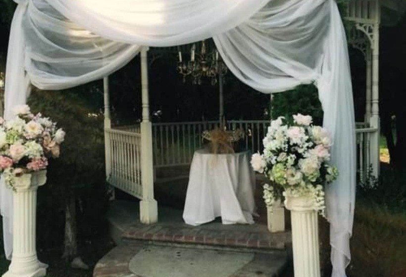 مبيت وإفطار Cozy Rose Inn