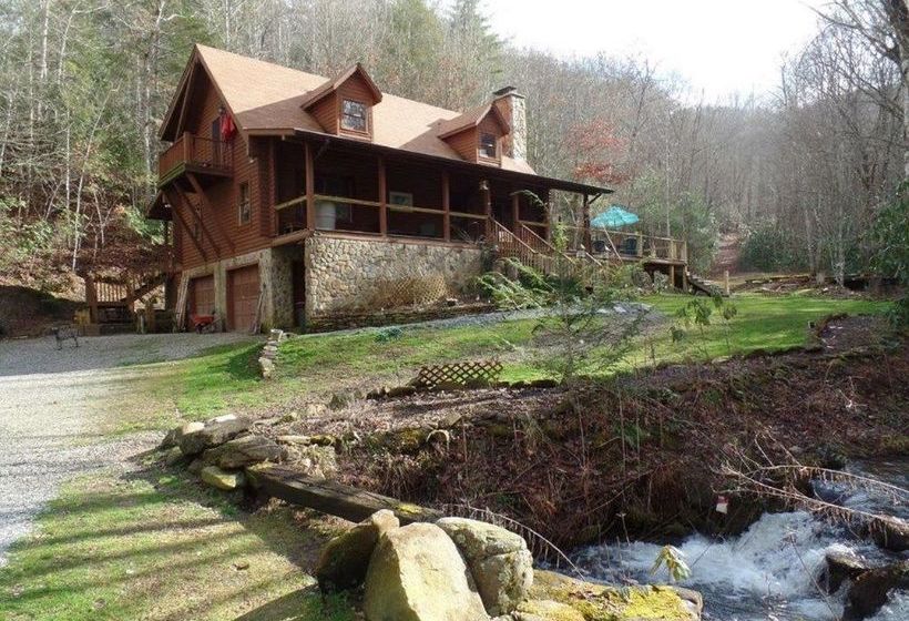 Creekside Paradise Bed And Breakfast