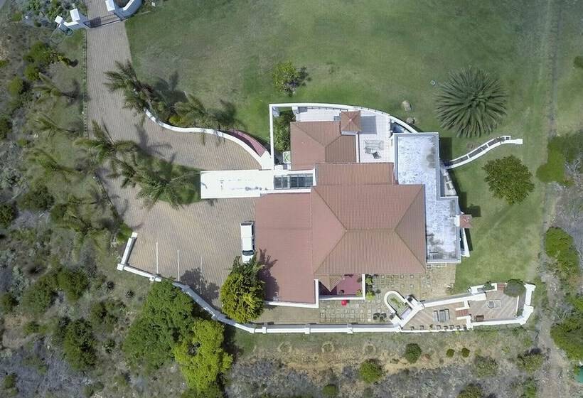 צימר Fly Me To The Moon Guesthouse