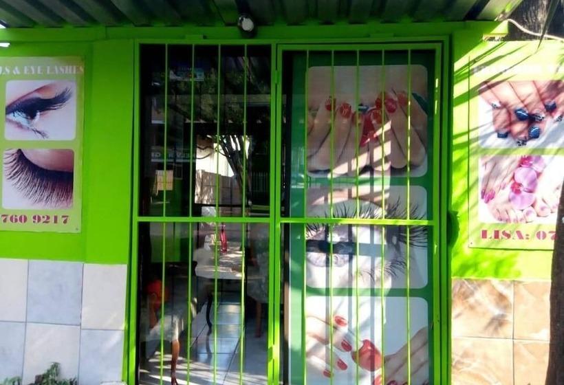 Bed and Breakfast Franchise Guest House