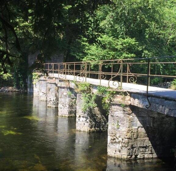 住宿加早餐  Lakeland House