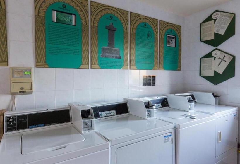 住宿加早餐  Lakeland House