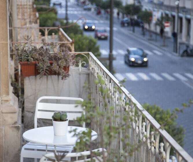 Bed and Breakfast Nostos Rooms & Apartments