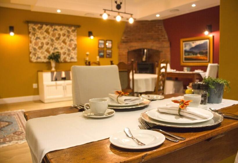 مبيت وإفطار Paternoster Manor