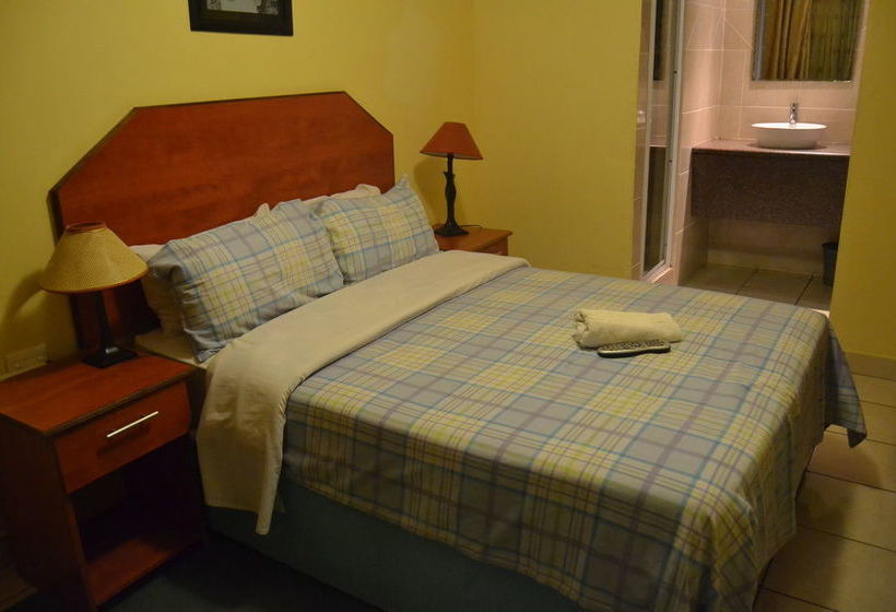 Bed and Breakfast Airport Transit Guest Lodge