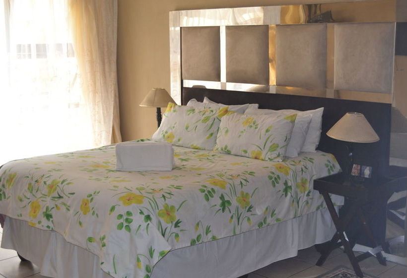 Bed and Breakfast Airport Transit Guest Lodge