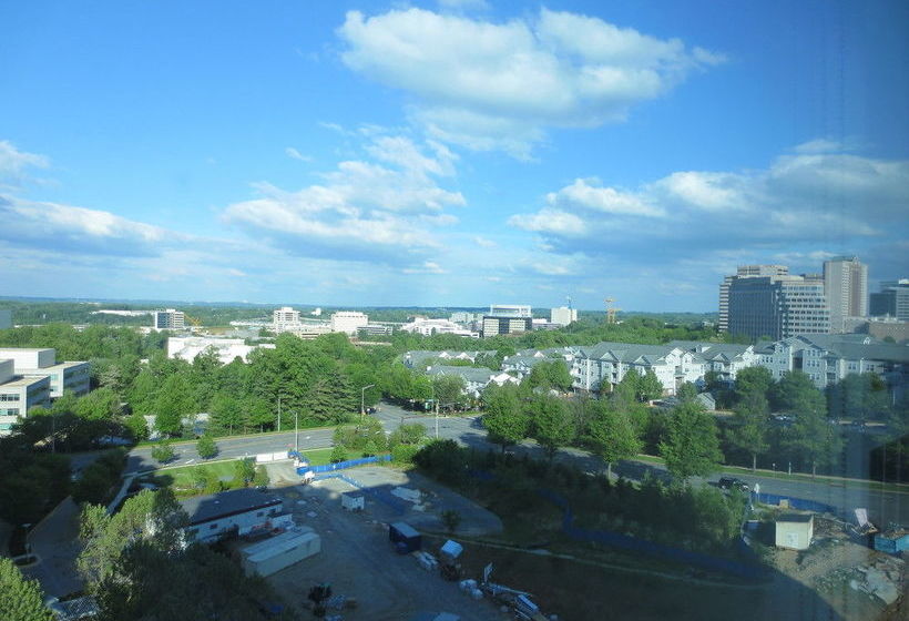 Global Luxury Suites At Park Crest