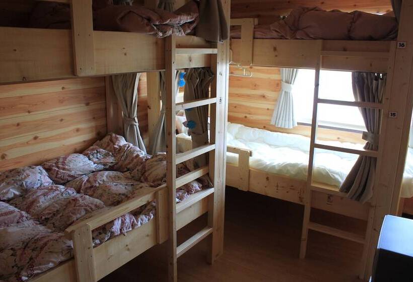 Hakodate Guesthouse Apple   Hostel