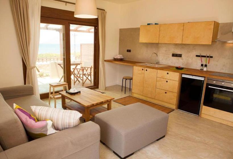 Horizonte Seafront Suites