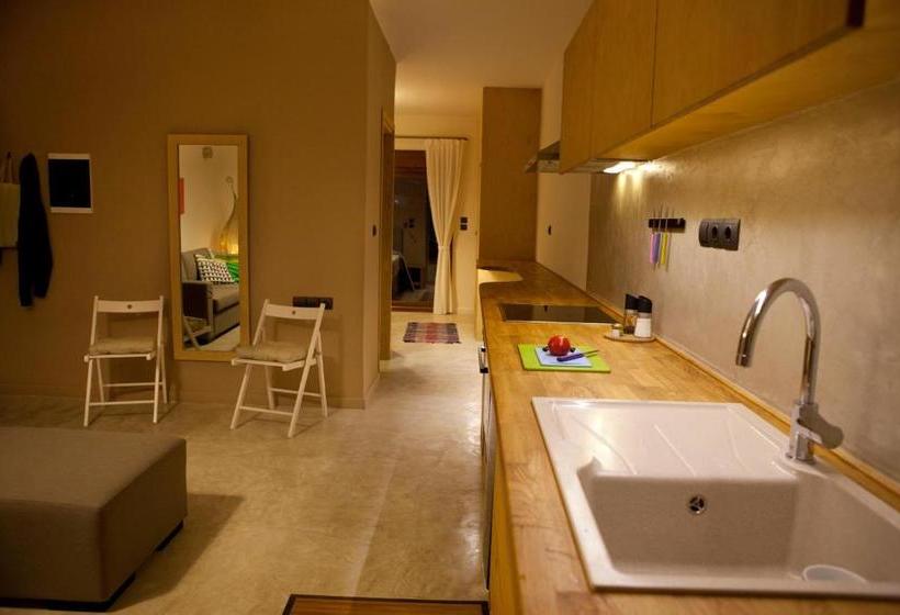 Horizonte Seafront Suites