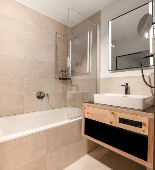 Отель & Appartements Tiroler Buam