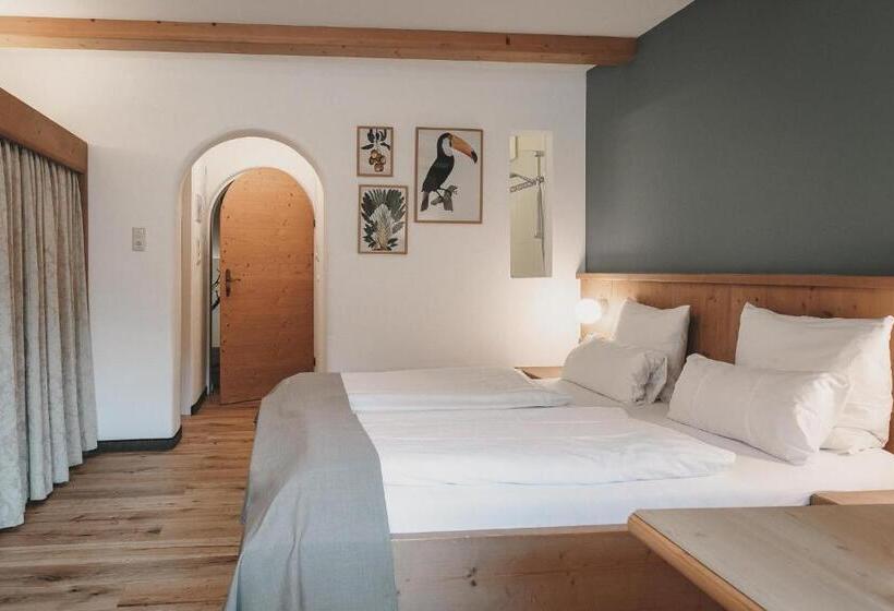 Отель & Appartements Tiroler Buam