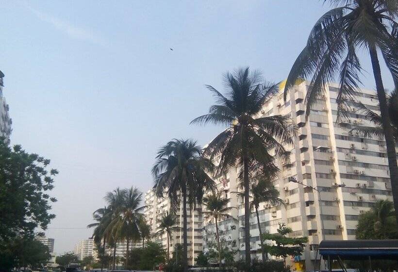 호텔 Asia Don Mueang Bangkok Condominium