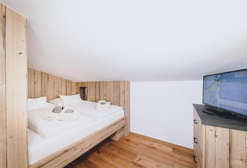 ホテル Barbarahof Saalbach