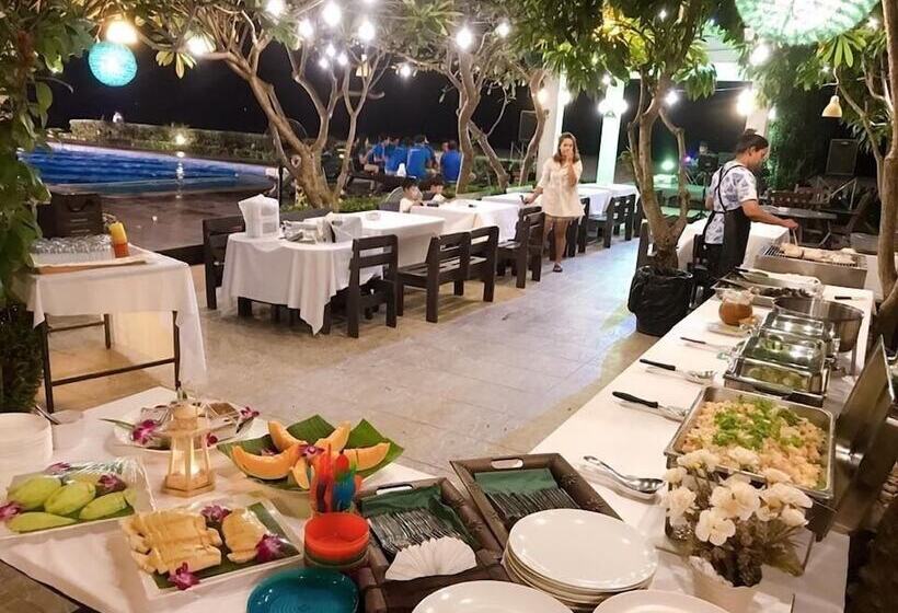 Отель Chez Nous Boutique Resort