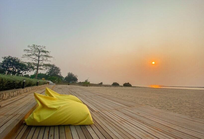 Отель Chez Nous Boutique Resort