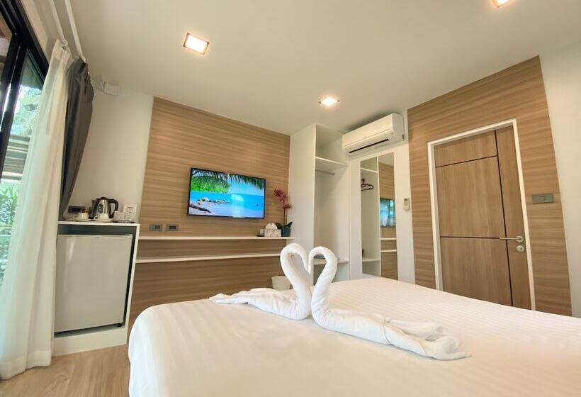 Отель Chez Nous Boutique Resort