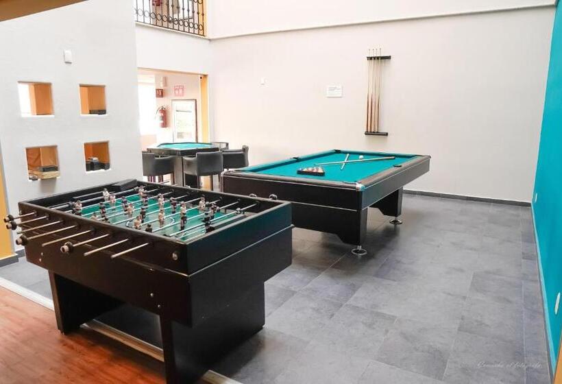 Sierra Suites By Hp Hotels