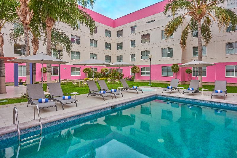 Sierra Suites By Hp Hotels