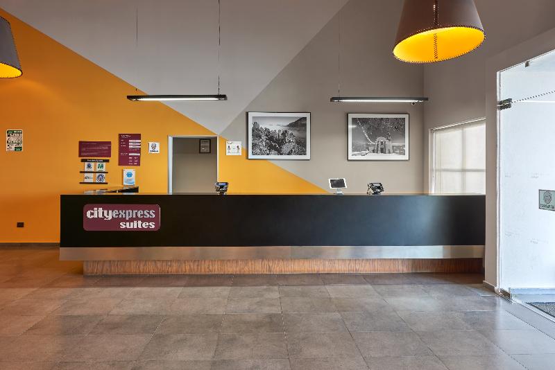 Sierra Suites By Hp Hotels