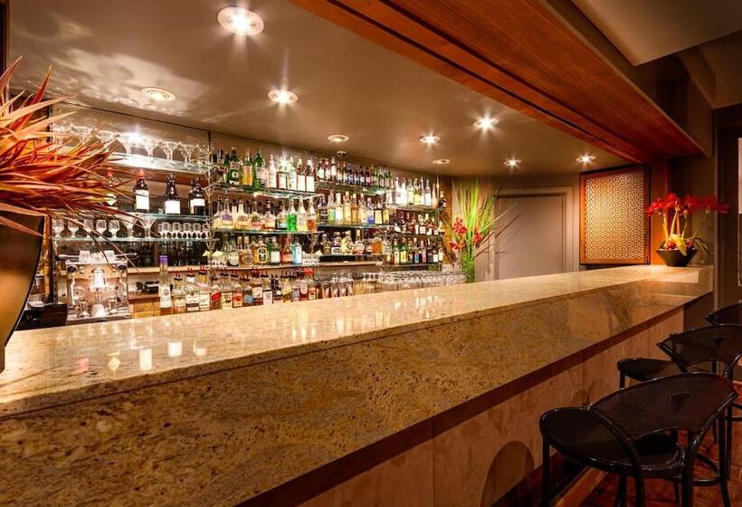 호텔 Crest On Barkly Serviced Apartments