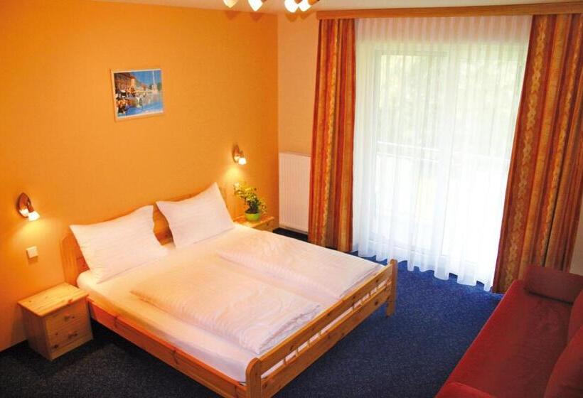 فندق Gasthof Zum Lindenhof