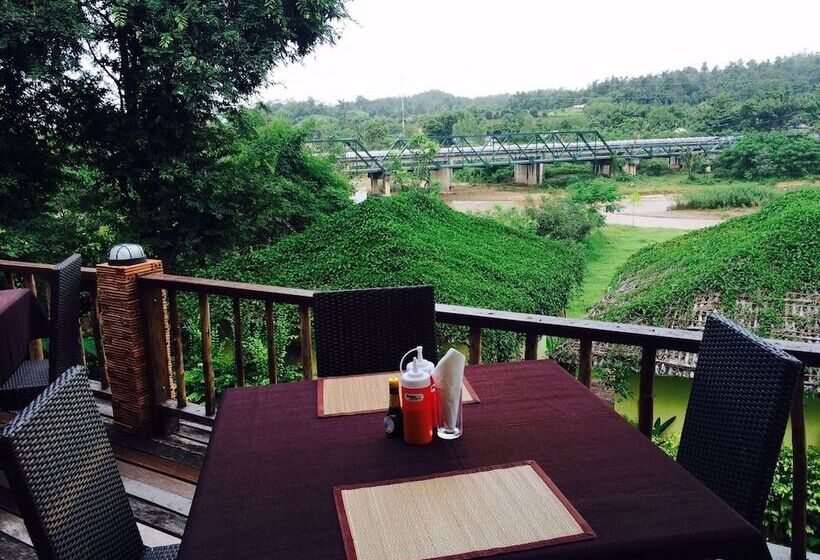 בית מלון כפרי Him Naam Pai Resort