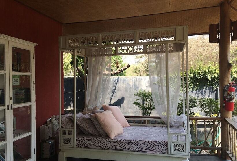 בית מלון כפרי Him Naam Pai Resort