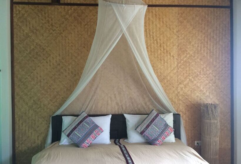 בית מלון כפרי Him Naam Pai Resort