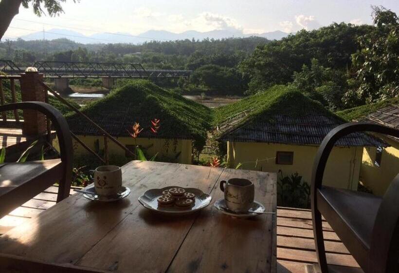 בית מלון כפרי Him Naam Pai Resort