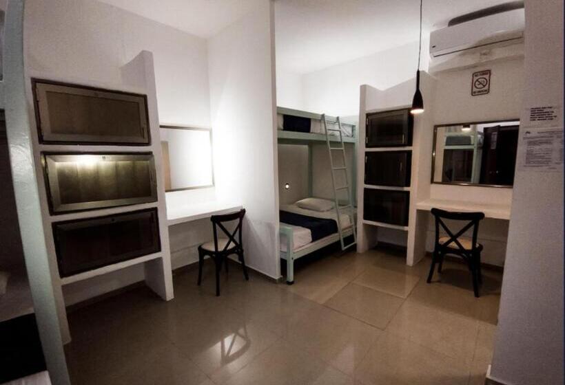 בית מלון כפרי Hostal Del Mar