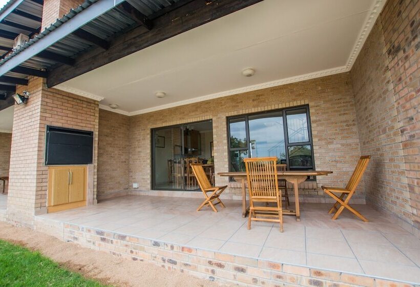 酒店 Hoyohoyo Acorns Lodge