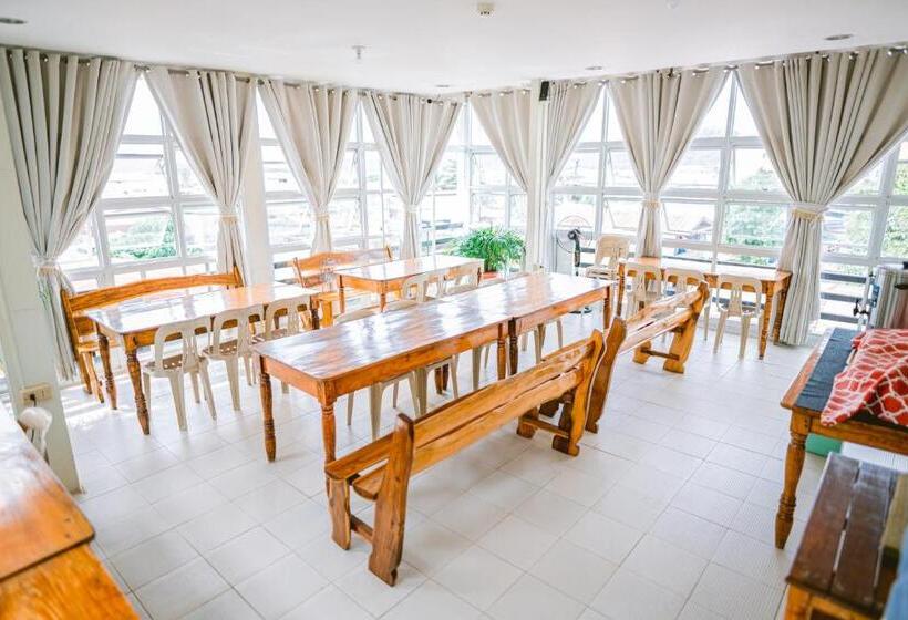 هتل Jazmine's Place