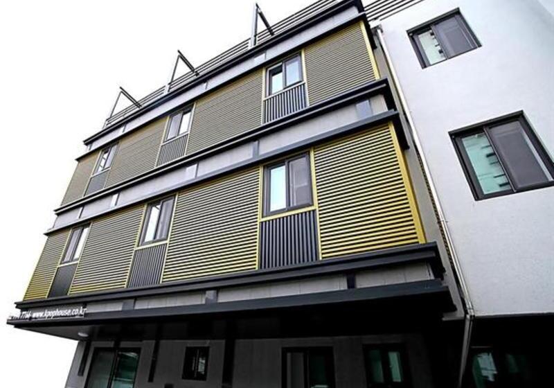 K Pop Hotel Seoul Tower