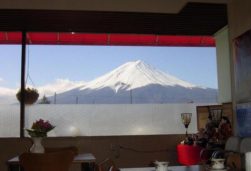 호텔 Kawaguchiko Station Inn