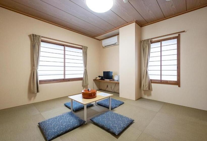 호텔 Kawaguchiko Station Inn