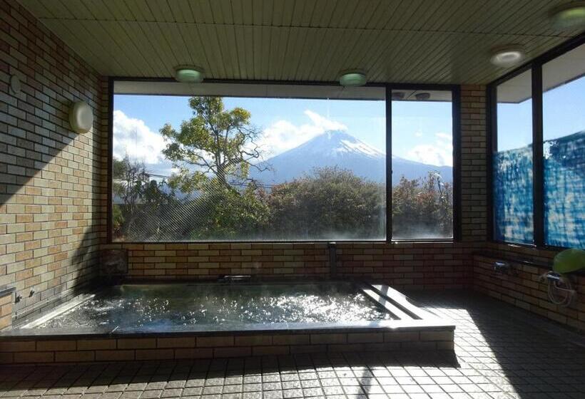 호텔 Kawaguchiko Station Inn