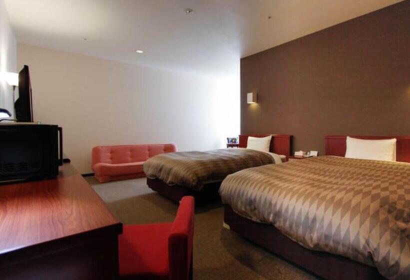 Отель Livemax Budget Hamamatsu Ekimae