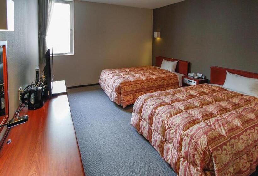 Отель Livemax Budget Hamamatsu Ekimae